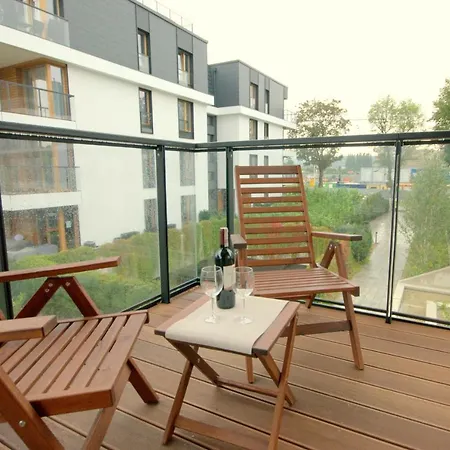 Irs Royal Irs Bursztynowa アパート *