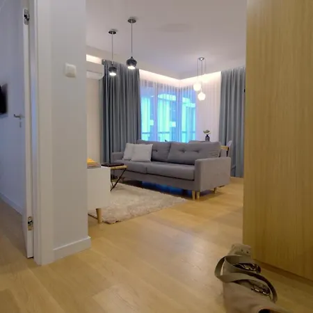 Irs Royal Irs Bursztynowa アパート グダニスク